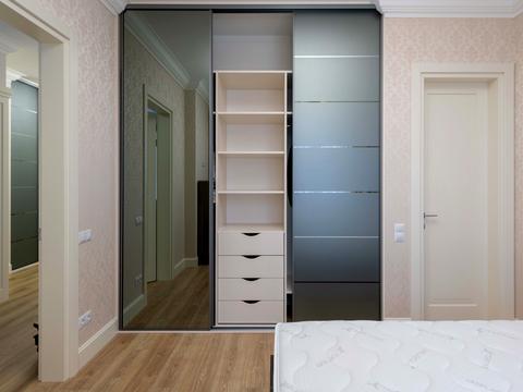 квартира за адресою Дніпровська набережна вул., 14-Б