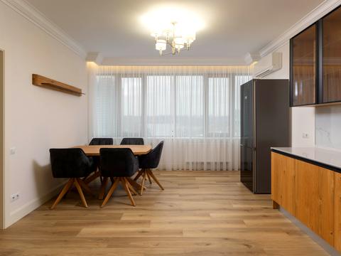 квартира за адресою Дніпровська набережна вул., 14-Б