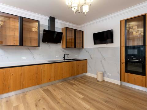 квартира за адресою Дніпровська набережна вул., 14-Б