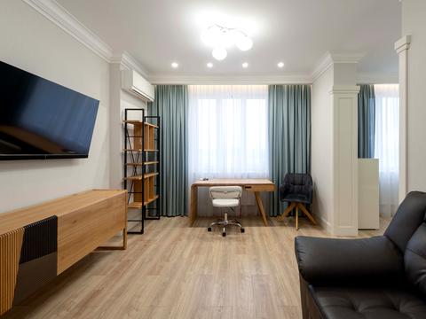 квартира за адресою Дніпровська набережна вул., 14-Б