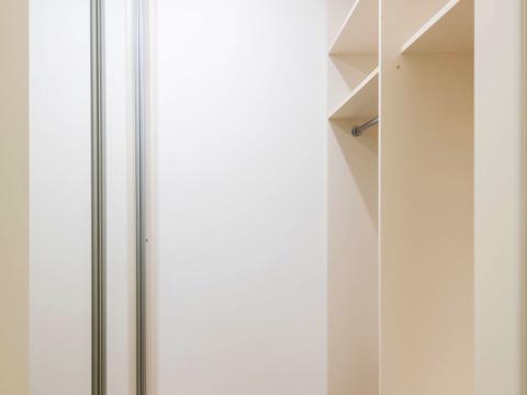 квартира за адресою Дніпровська набережна вул., 14-Б