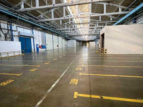 комерційна за адресою Межигірська вул., 1