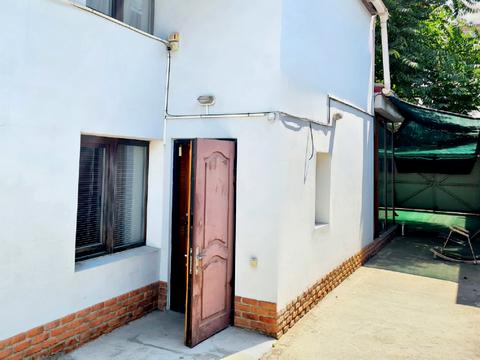 квартира за адресою Одеса, Довженка вул., 4а