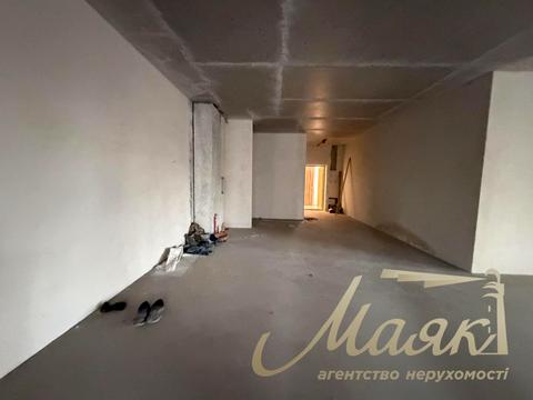 комерційна за адресою Андрія Верхогляда вул. (Михайла Драгомирова), (7 черга (будинок 2))