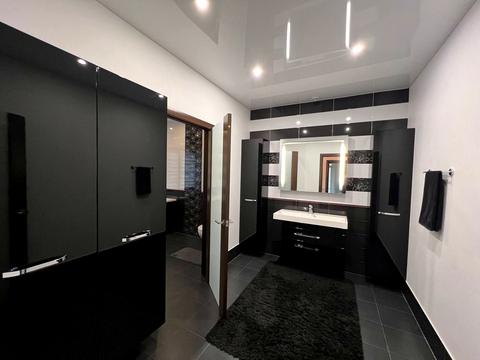 будинок за адресою смт. Обухівка, будівельників