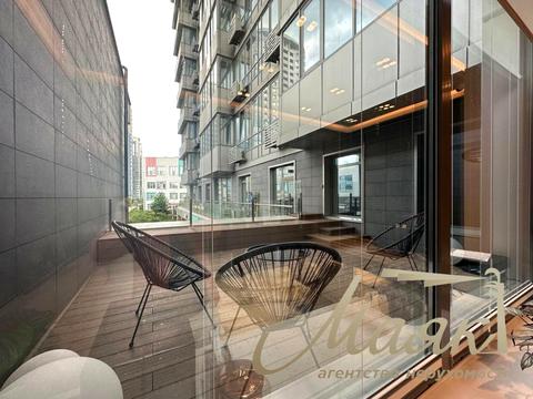 комерційна за адресою Дніпровська набережна вул., 14-А