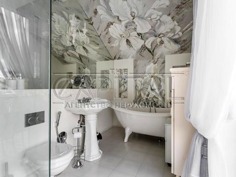 дом по адресу с. Иванковичи, Зоряна