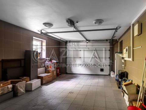 дом по адресу с. Иванковичи, Зоряна