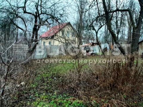 участок по адресу Мрии ул. (Академика Туполева), 95