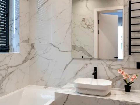 дом по адресу молодіжна