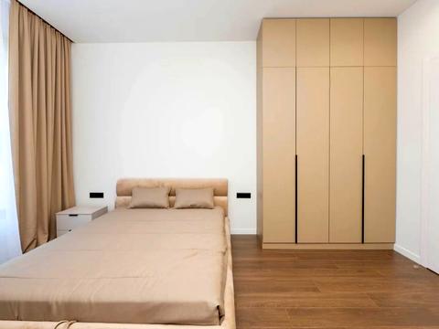 дом по адресу молодіжна