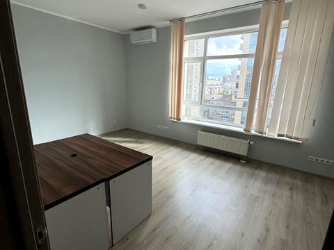 коммерческая по адресу Антоновича ул. (Горького), 103