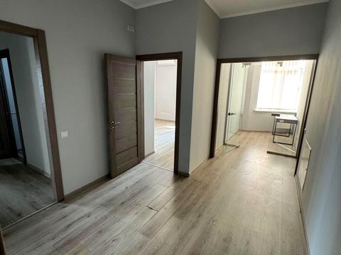 коммерческая по адресу Антоновича ул. (Горького), 103