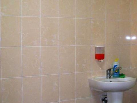 комерційна за адресою Михайла Бойчука вул. (Кіквідзе), 18-А