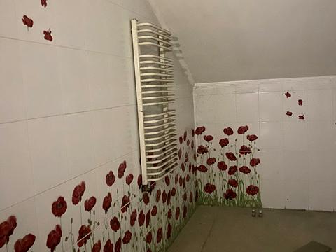 комерційна за адресою 6-та Садова, 73