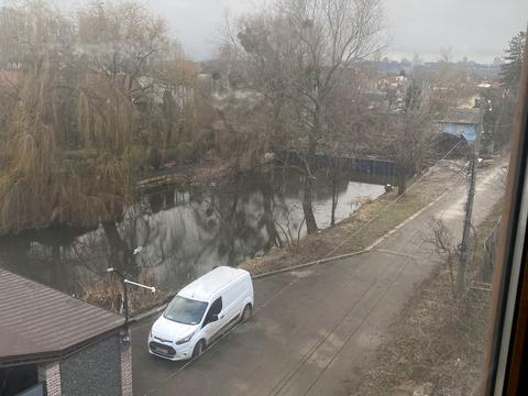 комерційна за адресою 6-та Садова, 73