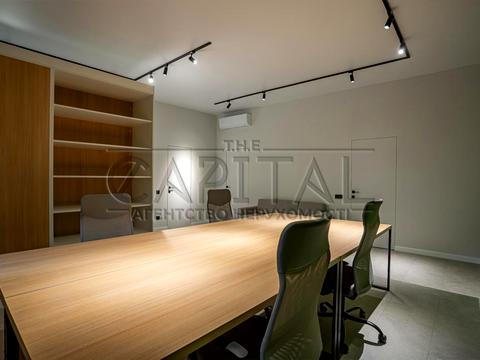 коммерческая по адресу Богдана Хмельницкого ул., 9