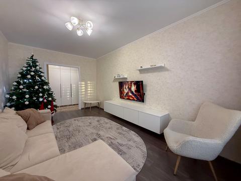 квартира за адресою Євгена Коновальця вул., 2а