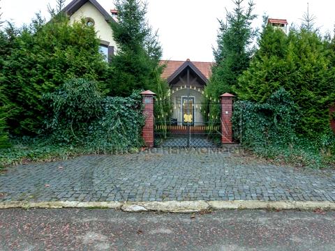 дом по адресу фінська, 19