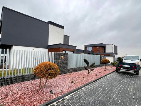 дом по адресу Олекси Довбуша ул.