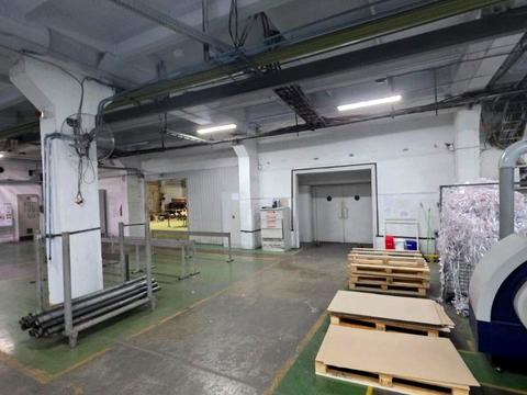 комерційна за адресою Київ, Євгена Сверстюка вул. (Марини Раскової), 1