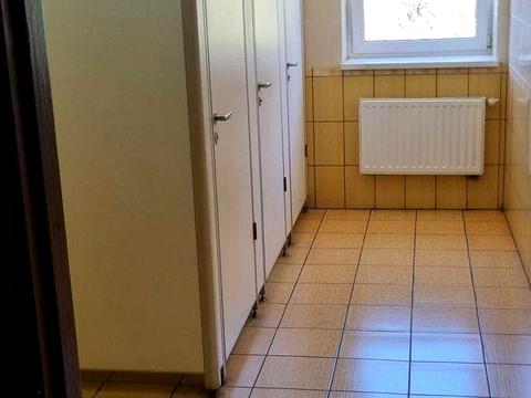 комерційна за адресою Свято-Покровська вул. (Леніна), 1