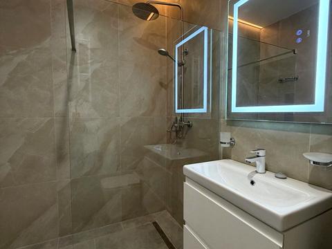 квартира по адресу Олександра Олеся ул., 5-А