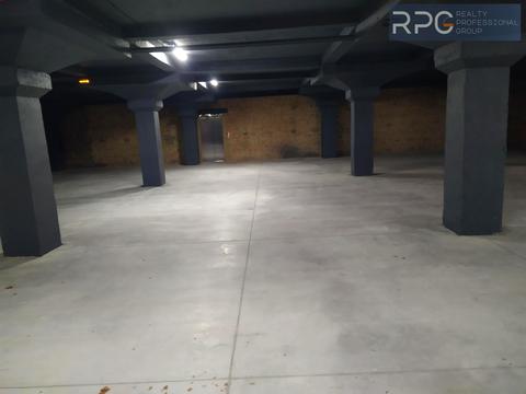 комерційна за адресою Костянтинівська вул., 66