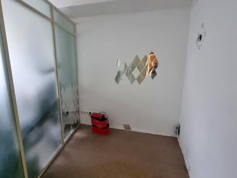 комерційна за адресою Анни Ахматової вул., 13-Г