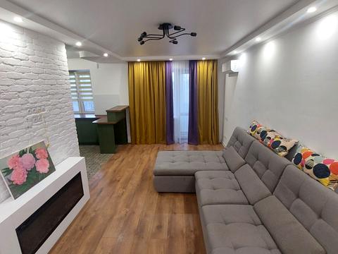 квартира за адресою Георгія Ґонґадзе вул. (Паризької Комуни), 7