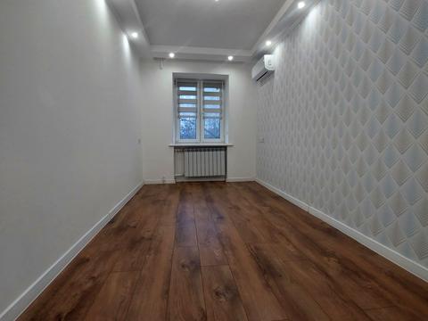 квартира за адресою Георгія Ґонґадзе вул. (Паризької Комуни), 7