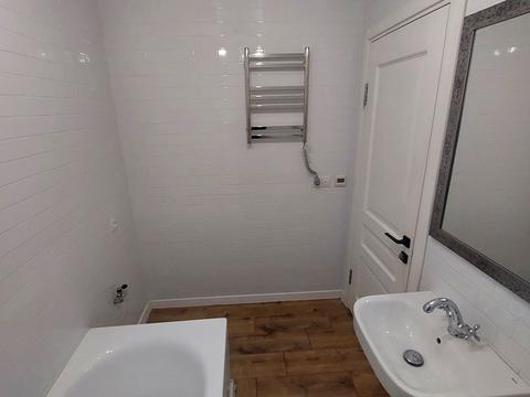 квартира за адресою Георгія Ґонґадзе вул. (Паризької Комуни), 7