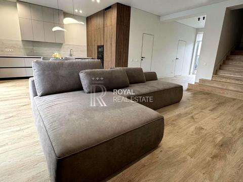 дом по адресу Святищенская ул.