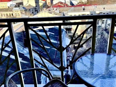 квартира за адресою Нижній Вал вул., (Будинок 1)