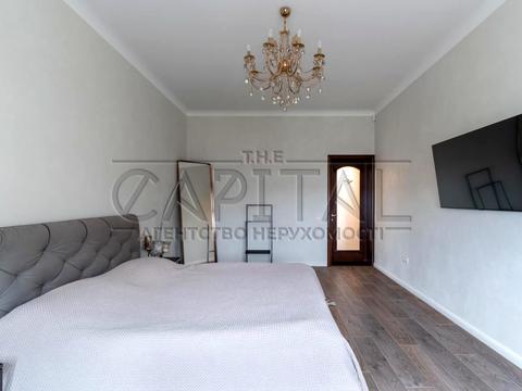 будинок за адресою вул. Василя Стуса