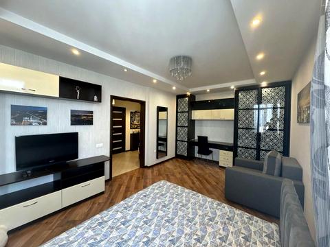 квартира по адресу Осенняя ул., 33