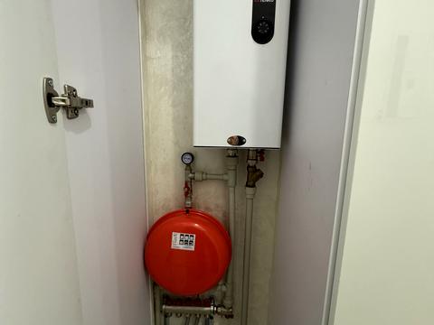 комерційна за адресою Дарвіна вул., 10