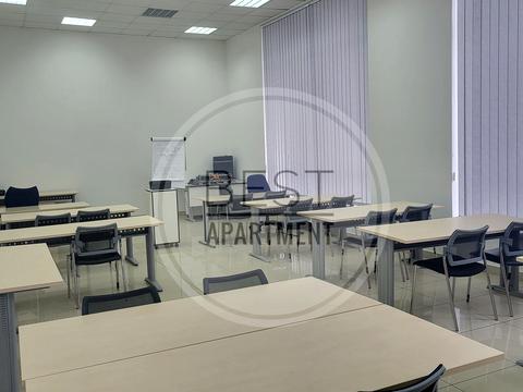 коммерческая по адресу Степана Бандеры просп. (Московський), 5