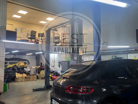 коммерческая по адресу Степана Бандеры просп. (Московський), 5