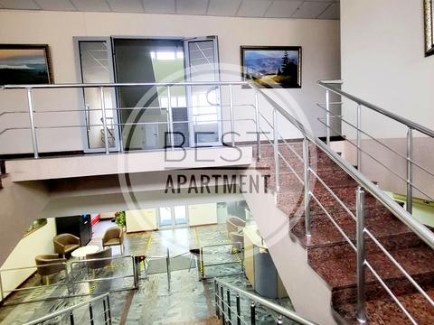 коммерческая по адресу Степана Бандеры просп. (Московський), 5