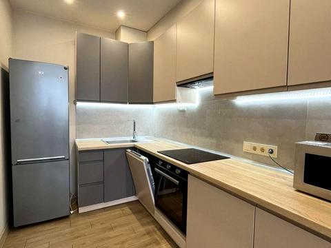 квартира за адресою Євгена Сверстюка вул. (Марини Раскової), 6-Д