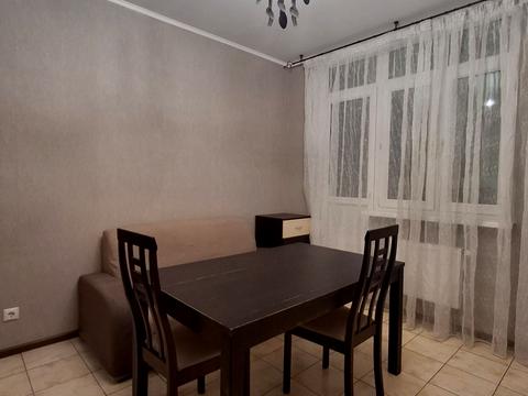 квартира за адресою Воскресенська вул., 12-Б