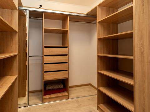 квартира за адресою Доківська вул., 10, к3