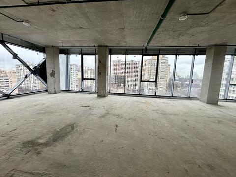 комерційна за адресою Василя Стуса вул., 35