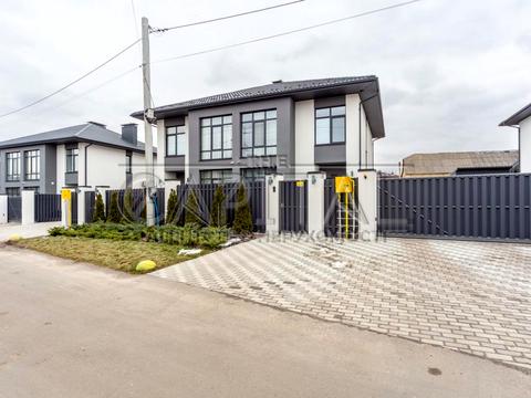 будинок за адресою Озерна вул., 1