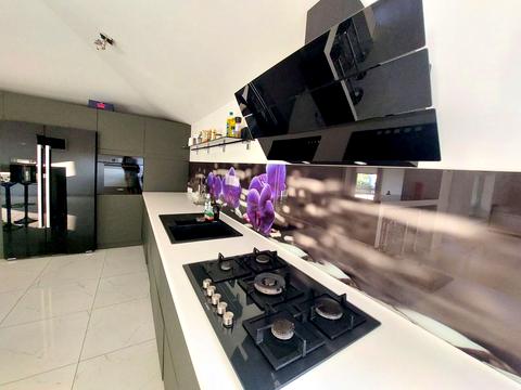 квартира за адресою Джерельна вул., 81