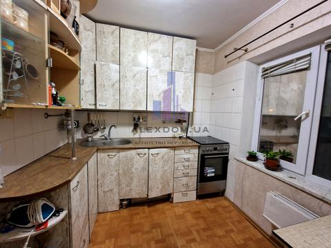 квартира за адресою Райдужна вул., 71