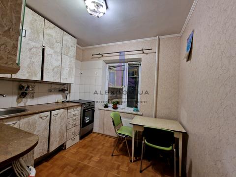 квартира за адресою Райдужна вул., 71