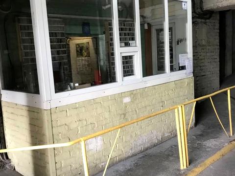 паркомісце за адресою Північна вул. (Північна), 5