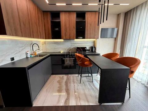 квартира за адресою Літературна вул., 10